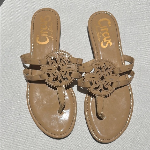 Circus by Sam Edelman Shoes - Circus by Sam Edelman Tan Thong Sandals